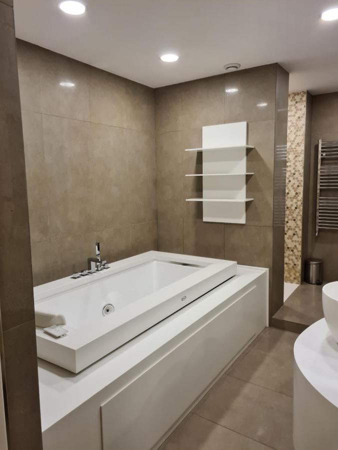 Incantevole Con Jacuzzi Rome Luaran gambar